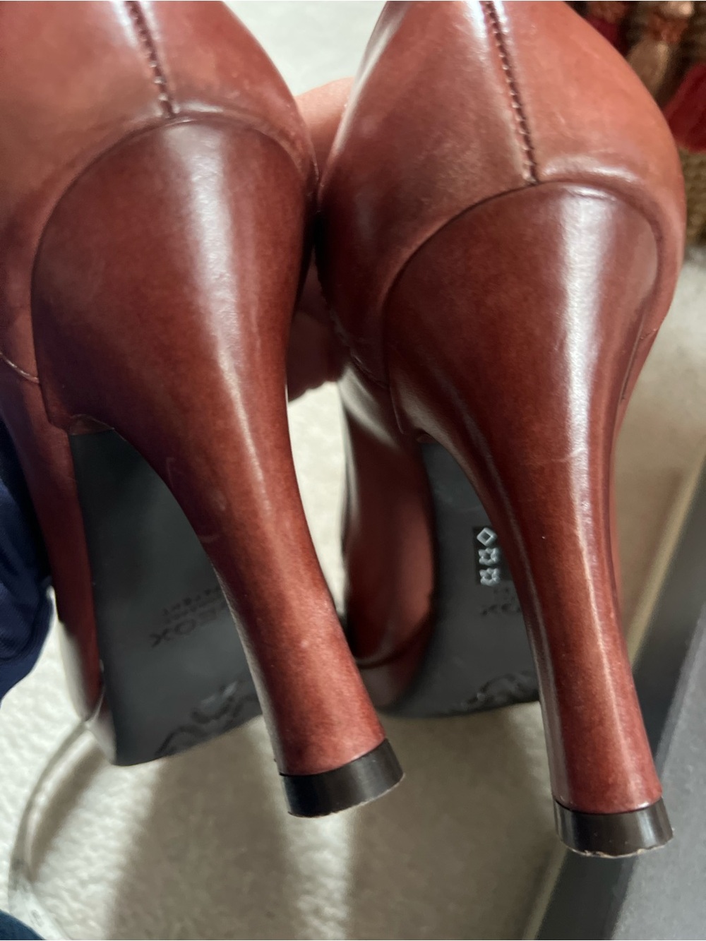 Geox Beautiful Brown/Tan Leather Open Toe Heels - Picture 3 of 12